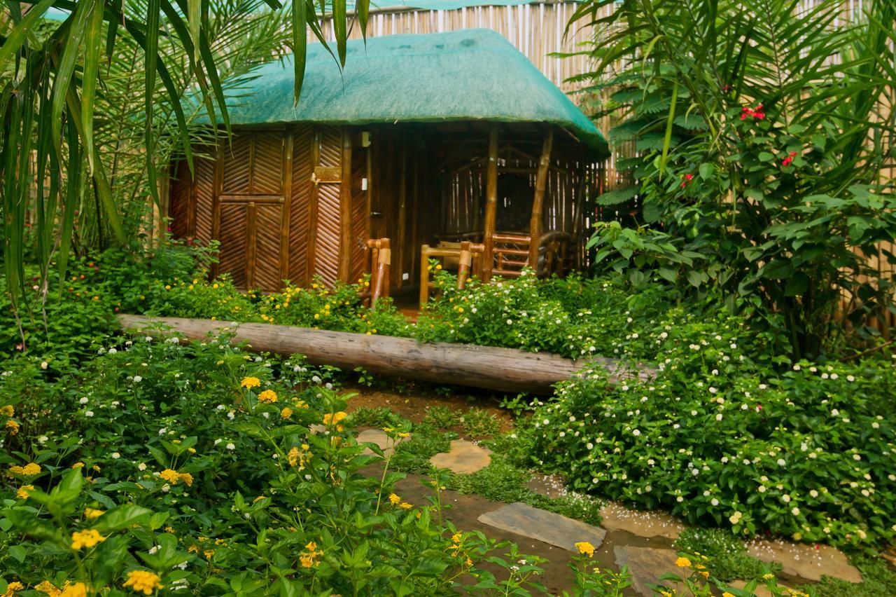 Oyo 678 Blessie'S Bed And Breakfast Puerto Princesa Eksteriør bilde